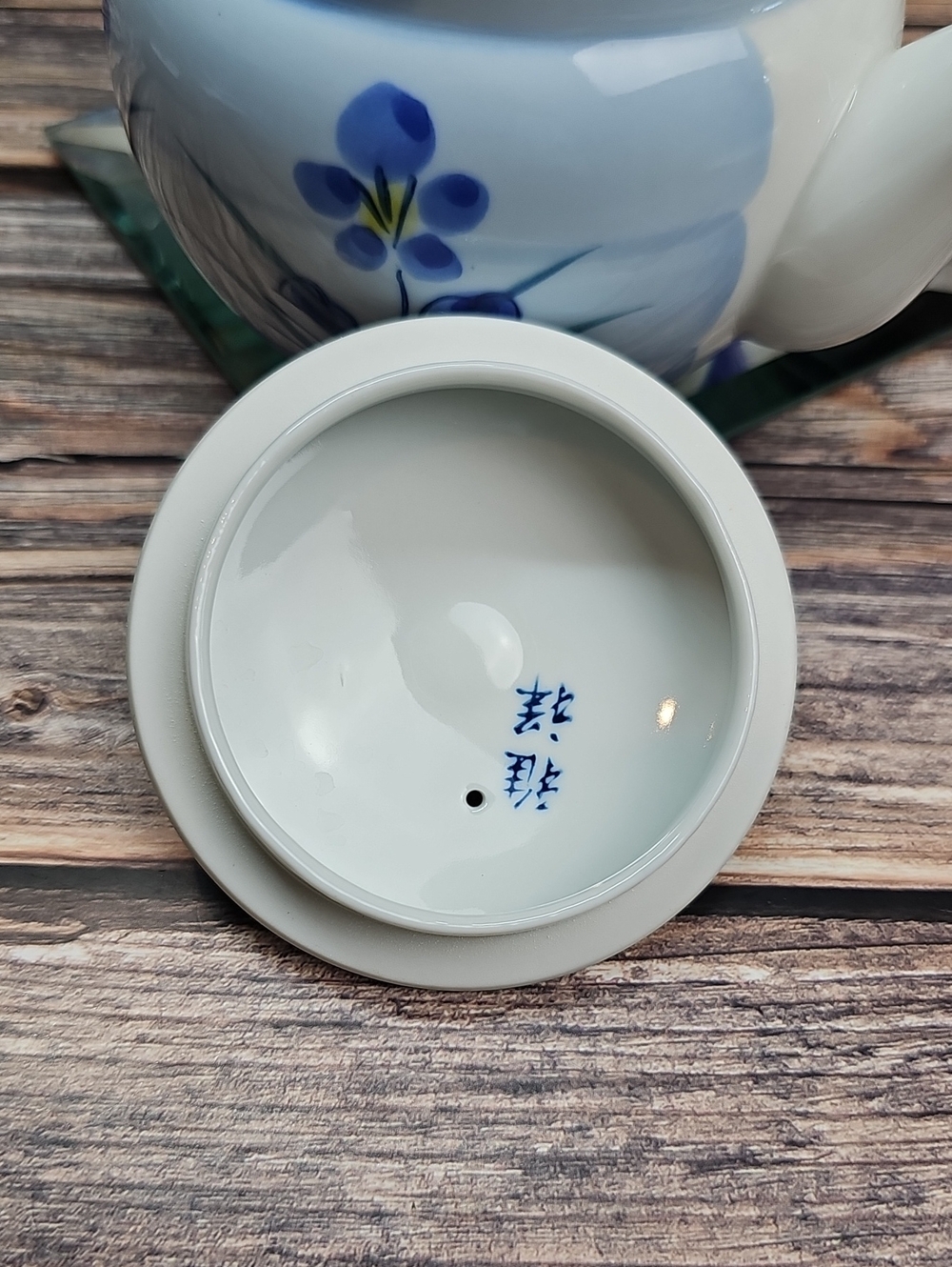 VINTAGE JAPANESE YOKODE KYUSU HAND PAINTED TEAPOT - Picture 9 of 12